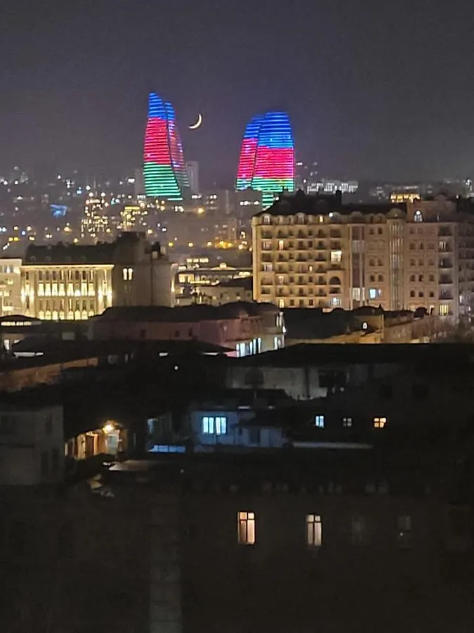 Lovely 1-Bedroom Flat With A Full View Of F1 Drs Zone And Flame Towers Baku