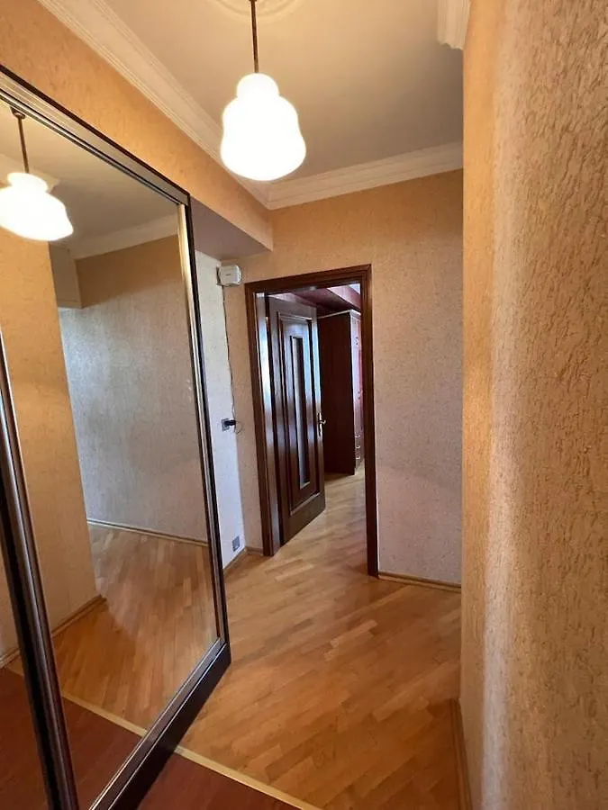 アパート Lovely 1-Bedroom Flat With A Full View Of F1 Drs Zone And Flame Towers バクー